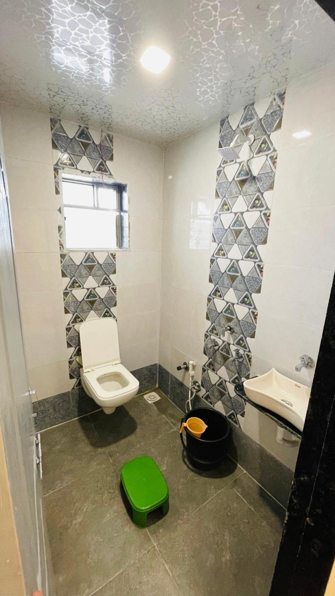فندق Devka House دامان المظهر الخارجي الصورة